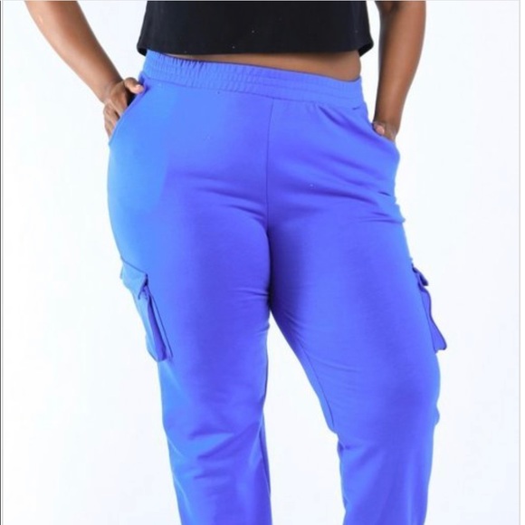 WOMEN’S ROYAL BLUE PLUS SIZE FITTED CARGO JOGGERS SWEATPANTS - Picture 1 of 14